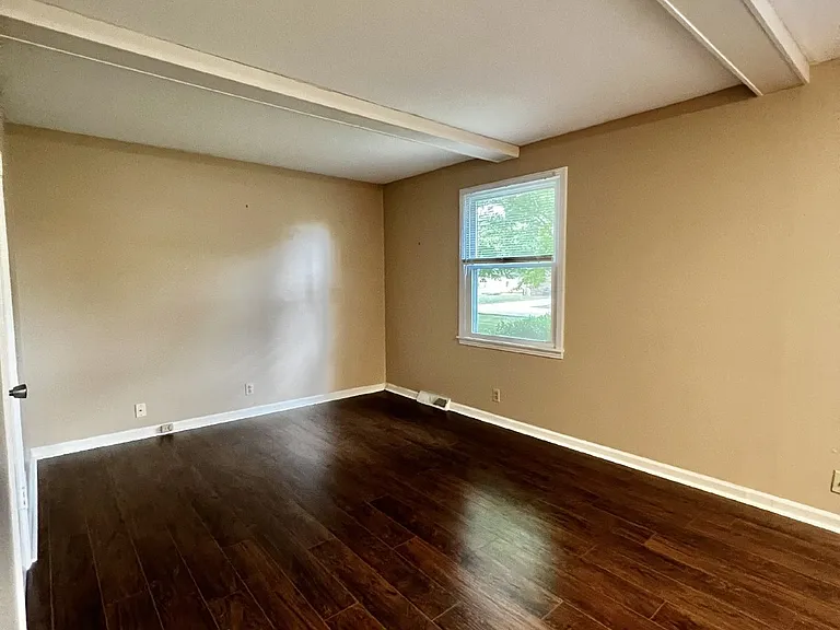 365 Welchwood Dr — Photo 10