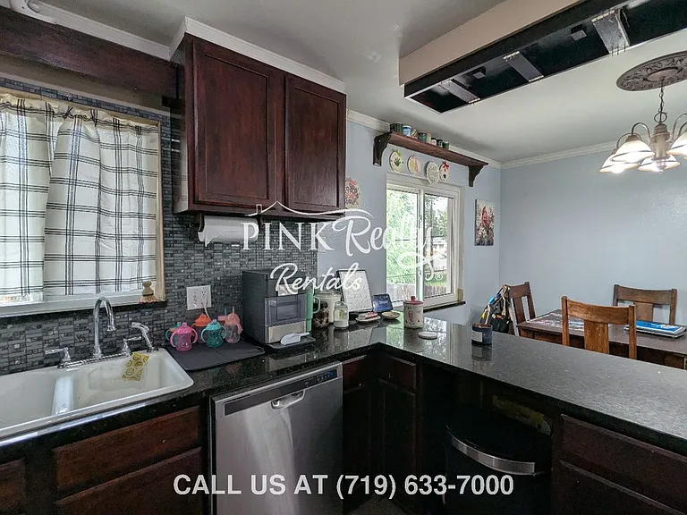 154 Kilgore St — Photo 15