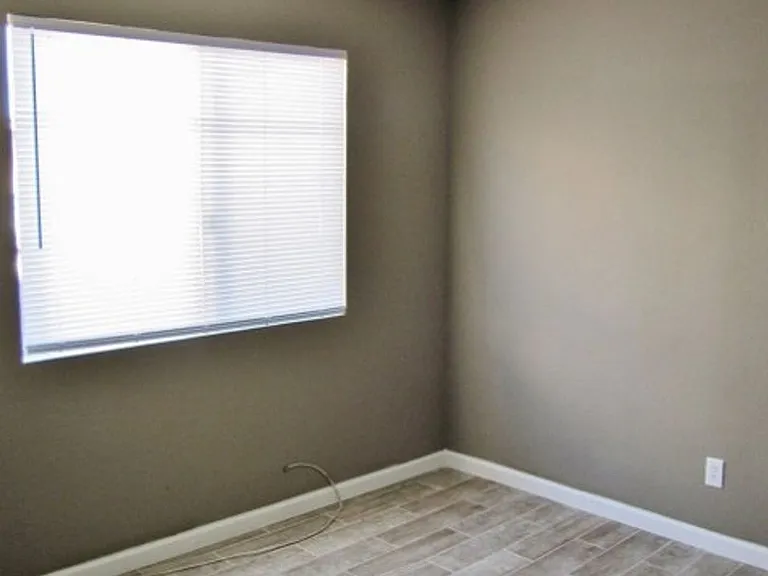 1124A Plaza Oro Loma — Photo 12