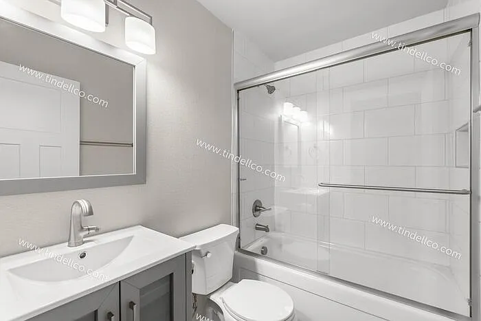 8019 SW 35th Ave #3 — Photo 16