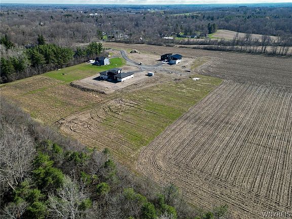 5th image of 1210 Rice Rd
