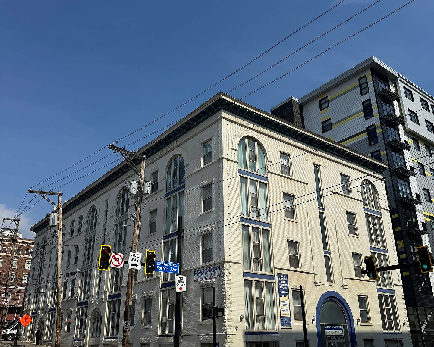 3401 Forbes Ave — Photo 2