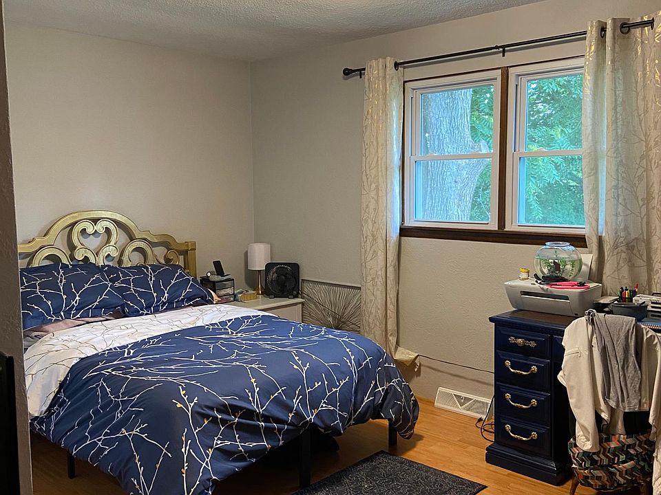 1st image of 25 N Benton St