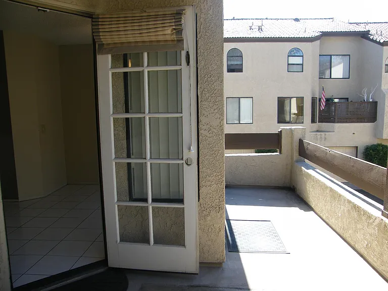 17 Rock Cliff Pl — Photo 23