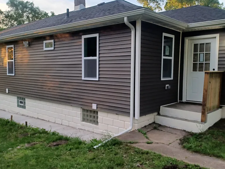 3959 Delaware St — Photo 9