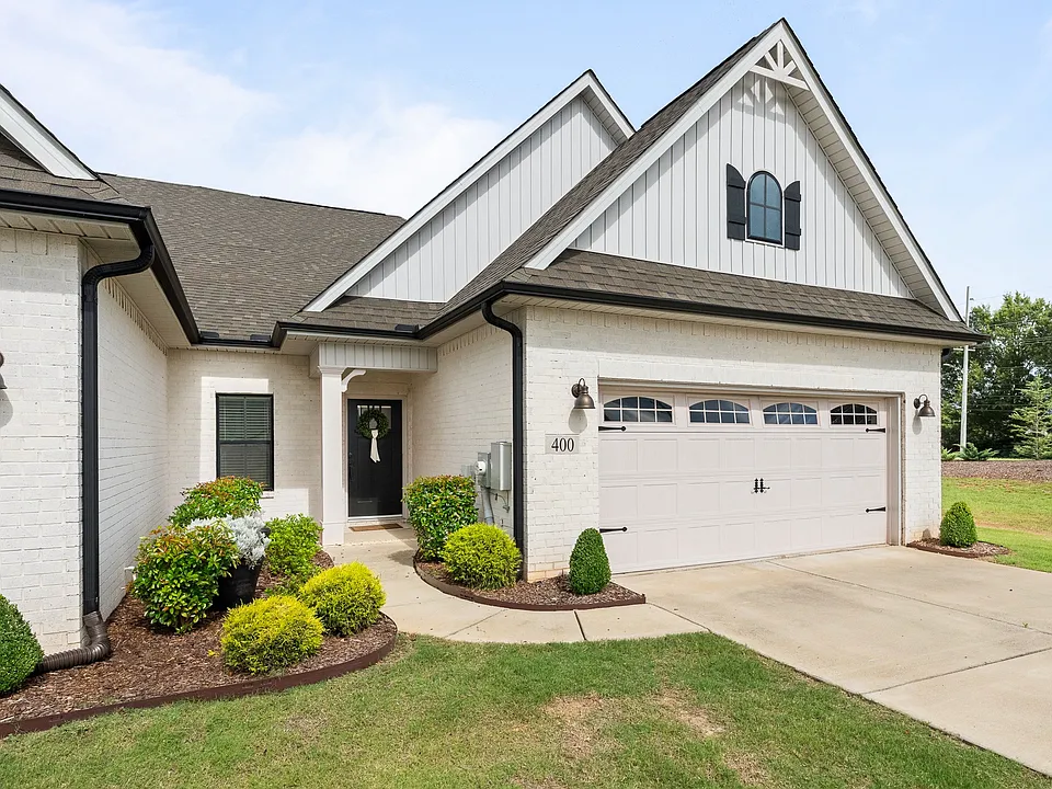 400 Tillane Park Cir SW
