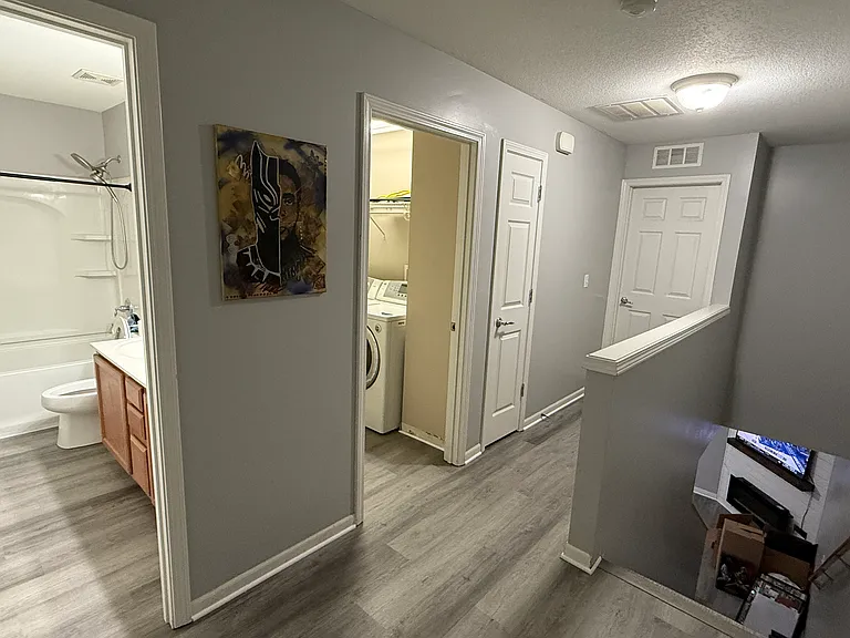5431 N Hickory St — Photo 11