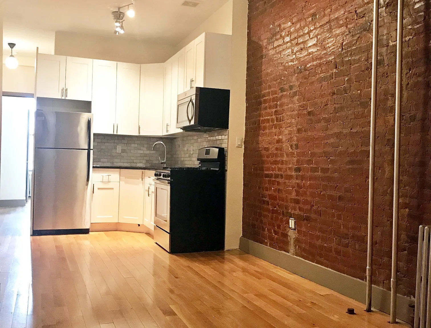 407 Himrod Street — Photo 4