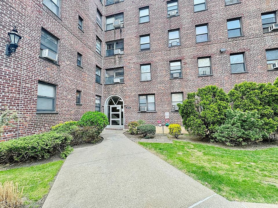 1st image of 25-18 Union St APT 2E