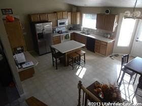 4th image of 938 E Orchard Dr