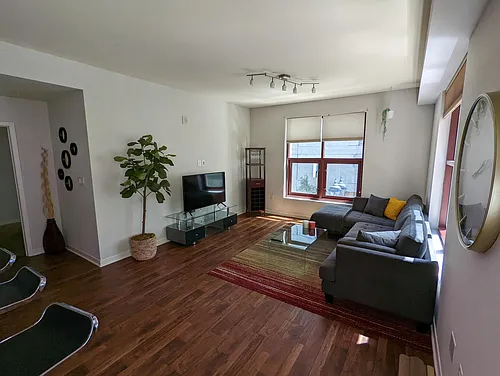 1150 J St Photo 1