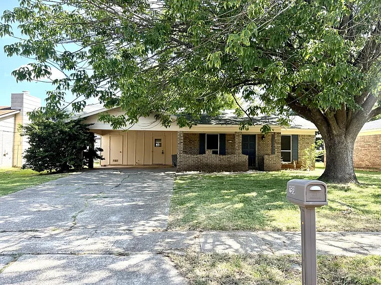 2513 Tilman Dr — Photo 7