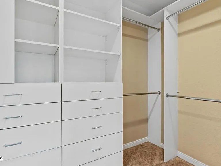 447 Santa Barbara Cir — Photo 11