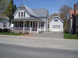 16 Pratt St, Rouses Pt, NY 12979