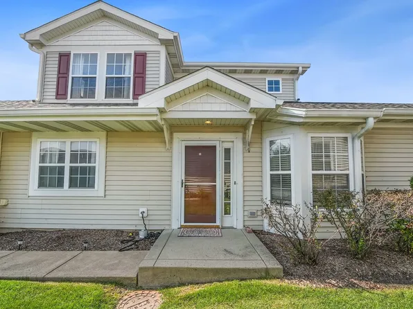 16146 Huron St, Crest Hill, IL 60403