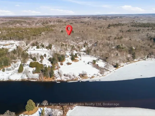 3 Burnside Bridge Rd, McDougall, ON P2A 2W9