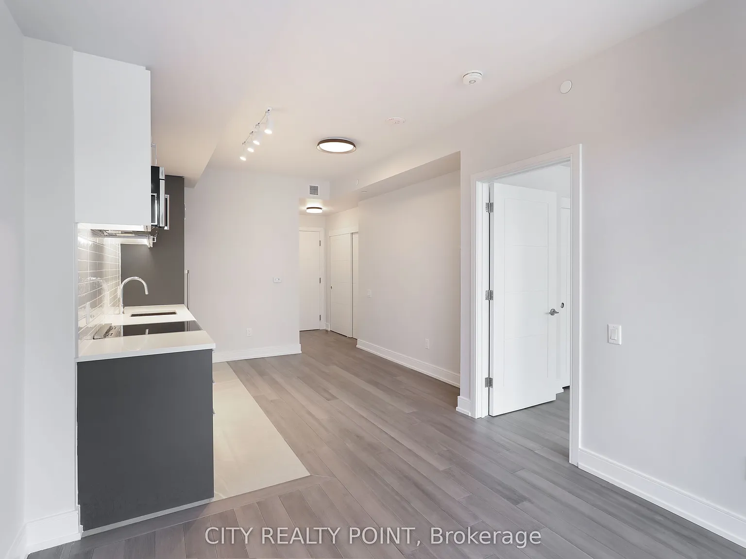 1 bed, $2,295 — Photo 2