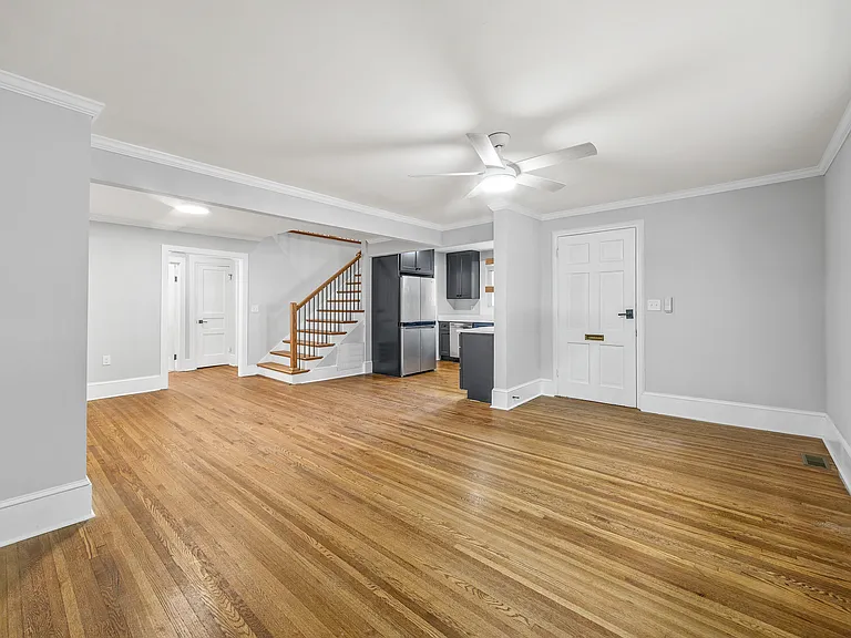 8 Amherst Ave #A — Photo 6