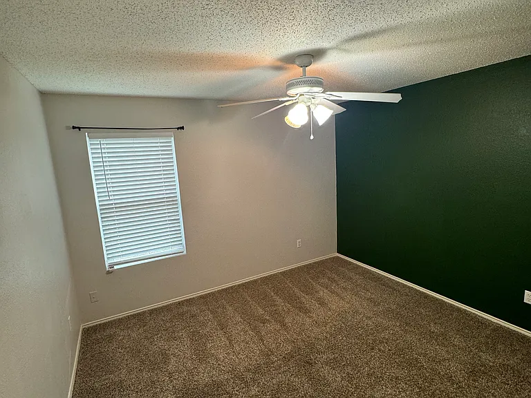 2705 Melanie Dr — Photo 8