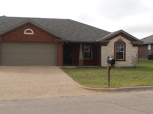 3016 Beauford St Photo 1