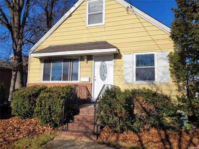 131 Copiague Street, Valley Stream, NY, 11580