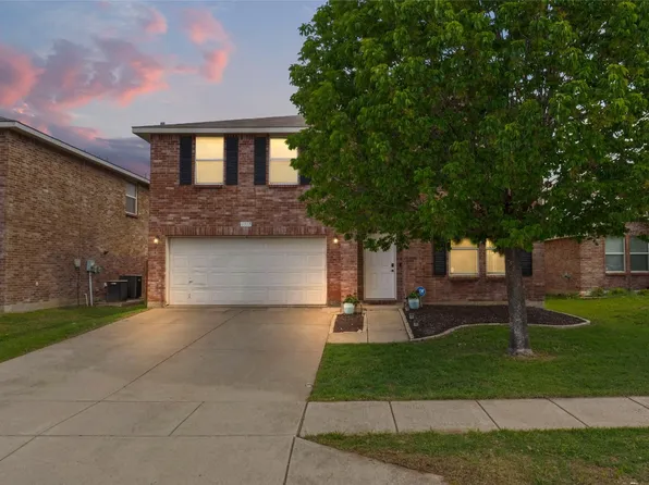 1717 Sierra Meadow Ln, Justin, TX 76247