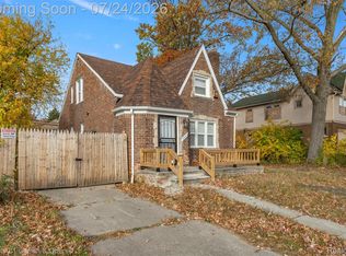 16509 Woodingham Dr, Detroit, MI 48221