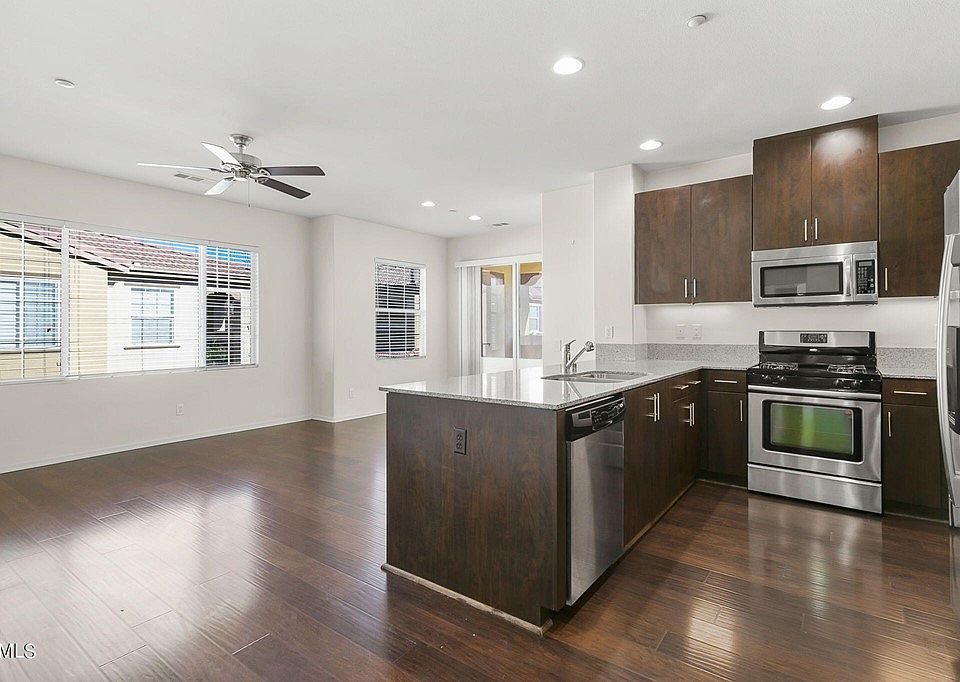 315 American River Ct Oxnard, CA, 93036 Apartments for Rent Zillow