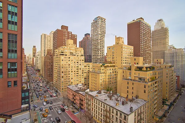 Rented by Living New York | media 33