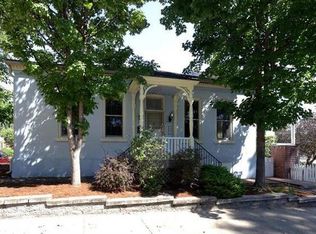 228 Morgan St, Saint Charles, MO 63301