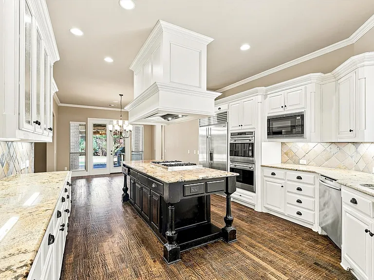 731 Lockridge Rd — Photo 11