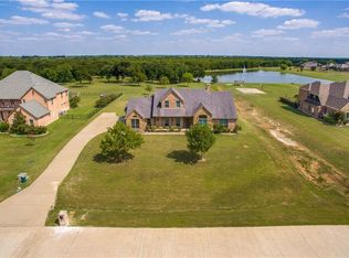 7677 Fall Creek Rd, Terrell, TX 75160