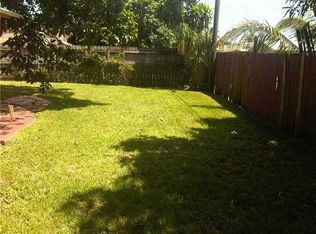 6900 SW 27th St, Hollywood, FL 33023