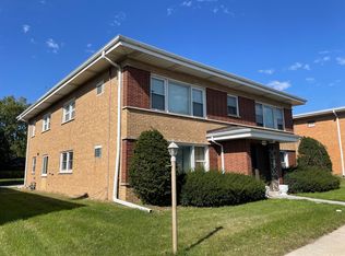 18234 Exchange Ave, Lansing, IL 60438