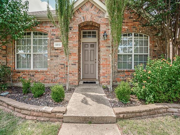 2nd image of 5813 Pinyon Dr