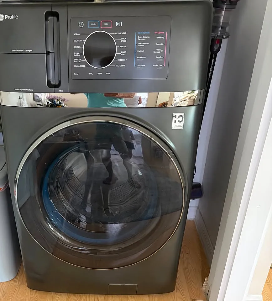 2 bed, 1000 sqft, $2,200 — Photo 4