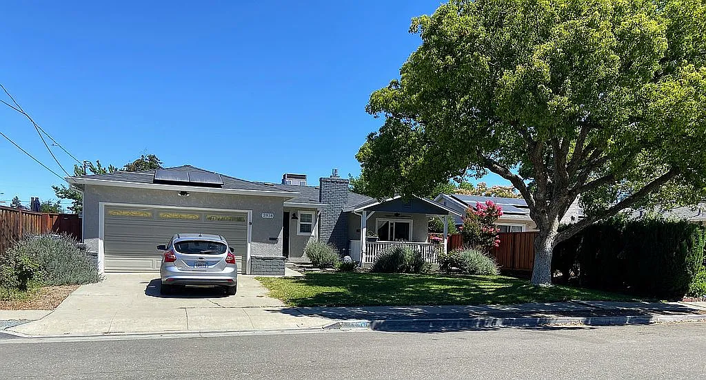 3918 Yale Way photo 1