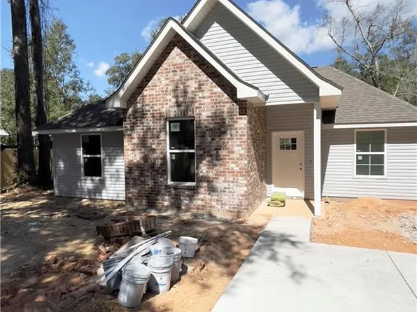 27429 Vela Ln, Lacombe, LA 70445