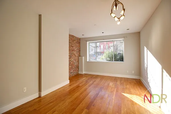 Rented by Next Door Realty NYC | media 59