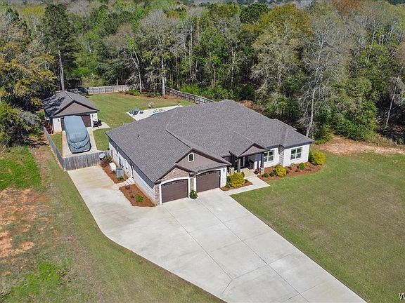 3rd image of 151 County Road 563