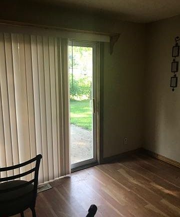 4th image of 1116 Brookside Dr
