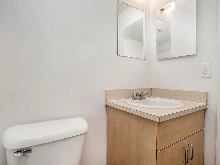 Brookside Apartments — Photo 23