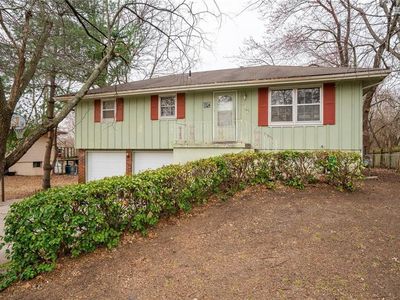 217 SW 21st St, Oak Grove, MO, 64075