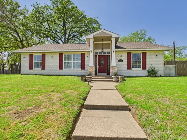 2603 Summit Dr, Irving, TX 75062