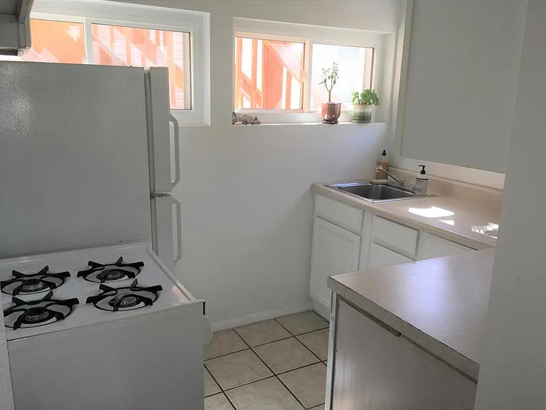 3434 E 17th Ave #3 — Photo 9