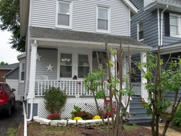 12 Hayes Ave, Elizabeth City, NJ 07202