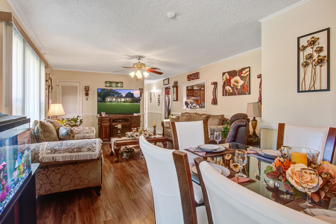 next background image