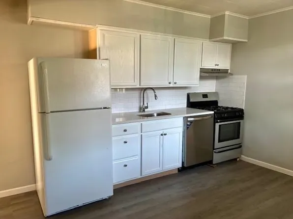 742 Avenue A image 2 of 23
