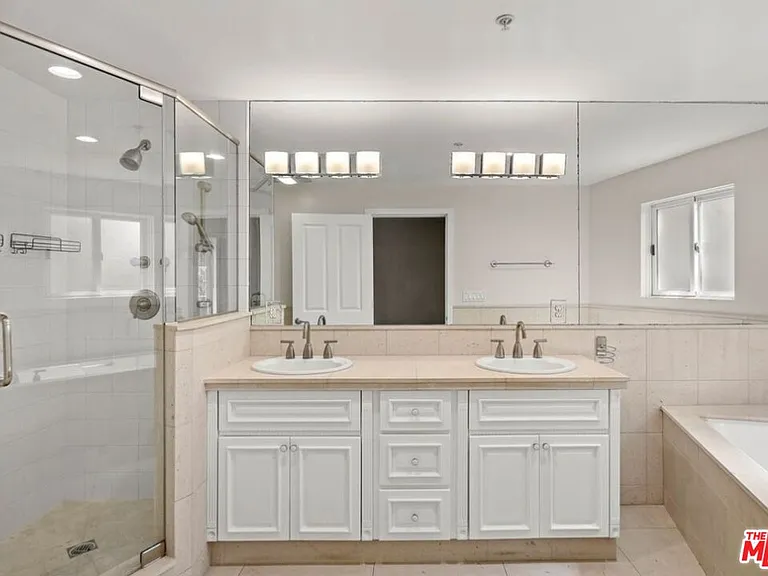 10616 Kinnard Ave #101 — Photo 25
