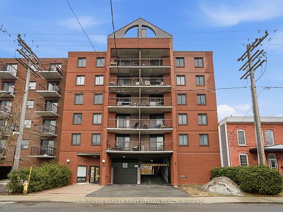 2nd image of 222 Guigues Ave #402